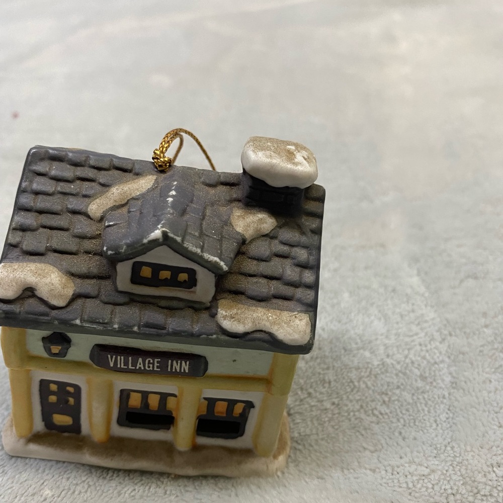 mini house antique